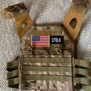 Plate carrier vest